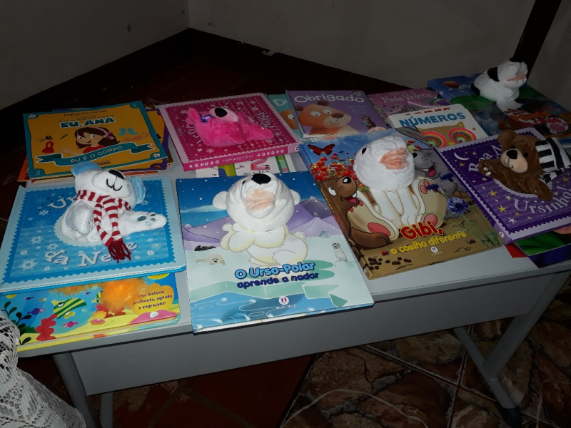 AQUISIÇÃO DE COLETÂNEAS DE LIVROS PARA ESCOLAS MUNICIPAIS